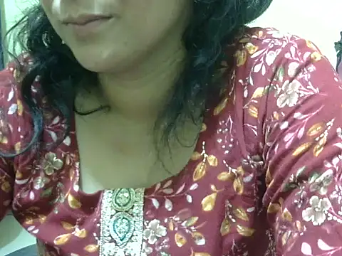 Snapshot of Your_cutiepie_ chatting on 27, 10, 2025 Your cutiepie online show from 27, 10, 2025