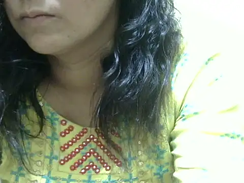 Snapshot of Your_cutiepie_ chatting on 29, 10, 2025 Your cutiepie online show from 29, 10, 2025