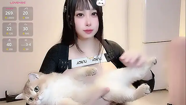 Moonccoi online show from 14, 1, 2026