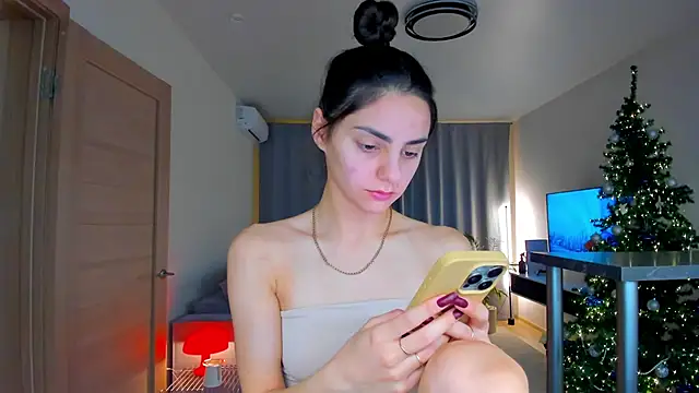 EmiliaZen online show from 22, 12, 2025