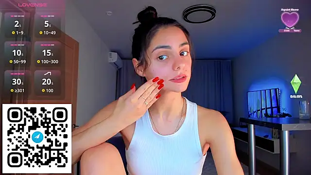 Snapshot of EmiliaZen chatting on 31, 10, 2025 EmiliaZen online show from 31, 10, 2025