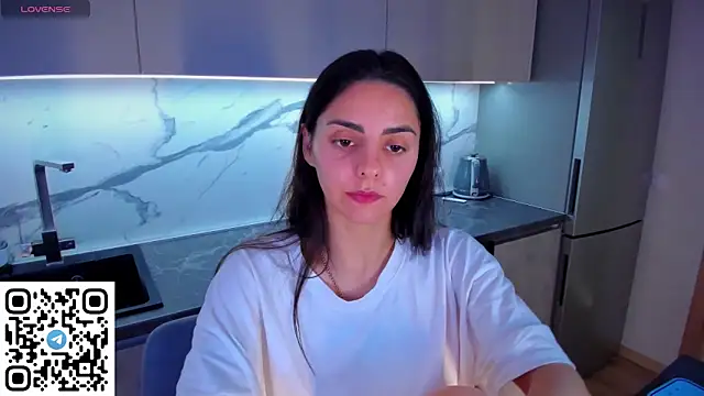 EmiliaZen online show from 9, 6, 2026