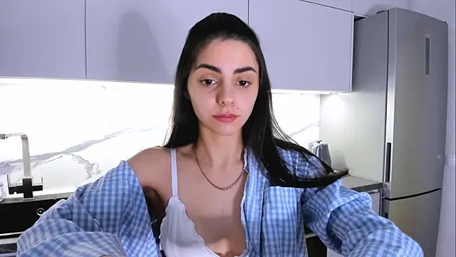 EmiliaZen online show from 19, 2, 2025