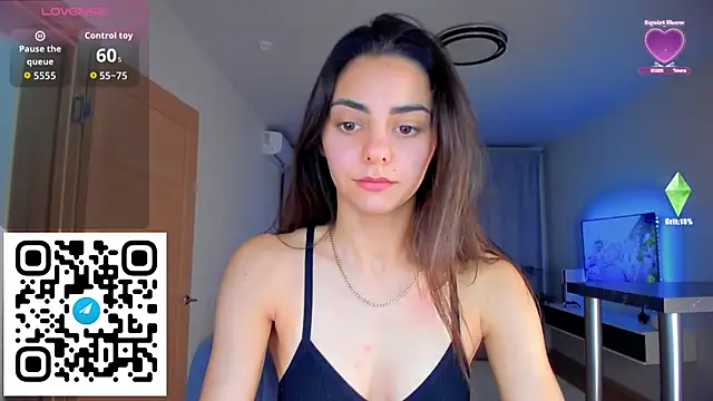 Snapshot of EmiliaZen chatting on 27, 11, 2025 EmiliaZen online show from 27, 11, 2025