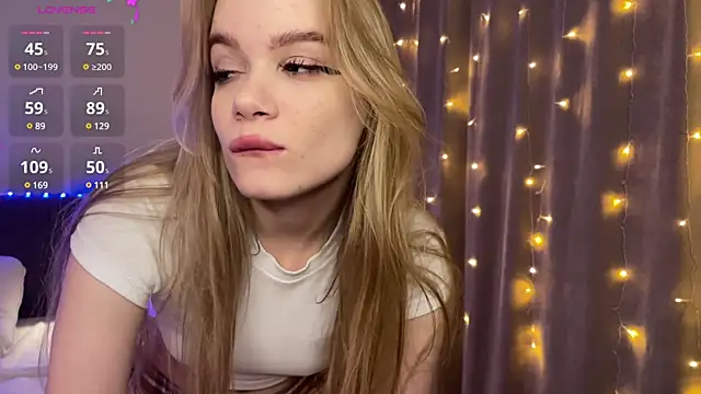 CrystaIMaiden online show from 1, 3, 2025