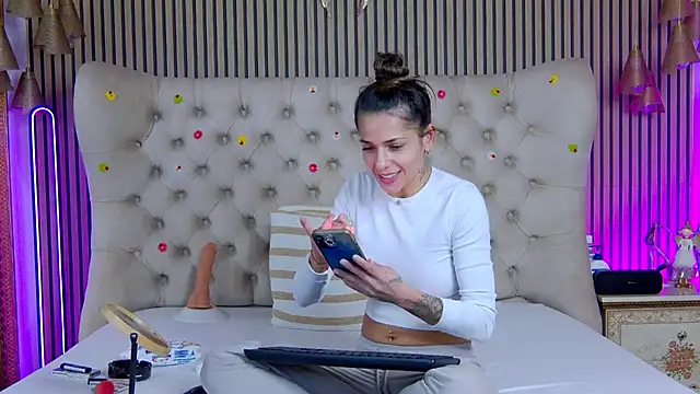 PlayfulShow online show from 16, 2, 2026