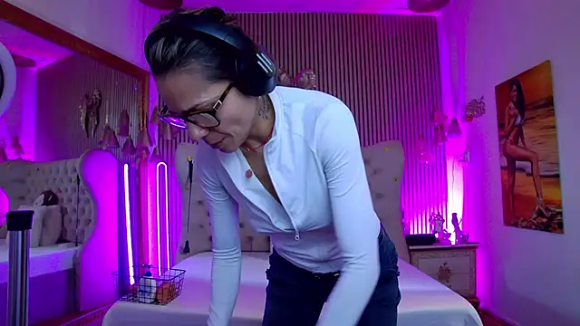 PlayfulShow online show from 12, 3, 2026