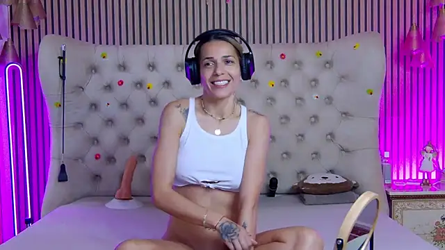 Snapshot of PlayfulShow chatting on 31, 5, 2026 PlayfulShow online show from 31, 5, 2026