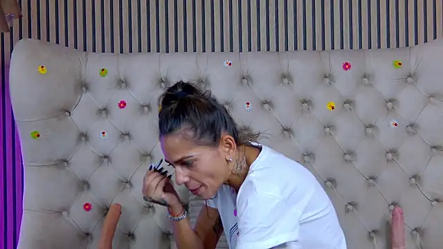 PlayfulShow online show from 12, 10, 2025