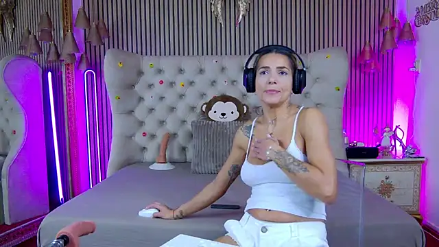 PlayfulShow online show from 8, 11, 2025