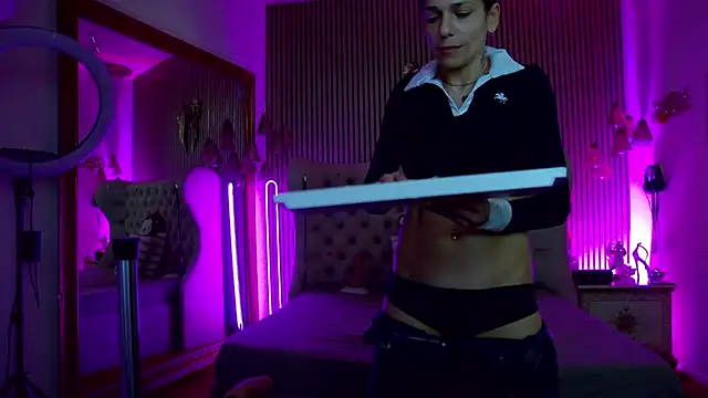 PlayfulShow online show from 4, 3, 2026