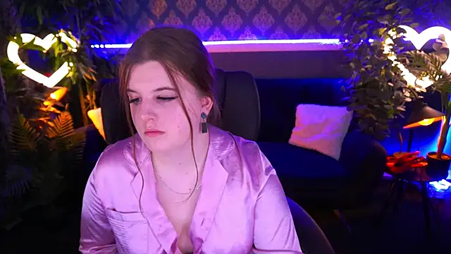 KristiMoons online show from 3, 3, 2025