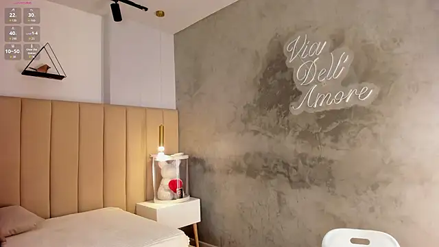 Zoee monroe online show from 14, 2, 2026