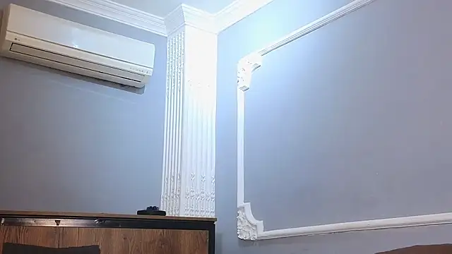 LiamRivers  online show from 22, 12, 2025