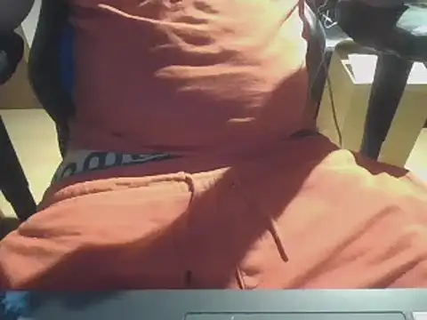 Snapshot of fifu2 chatting on 8, 2, 2025 fifu2 online show from 8, 2, 2025