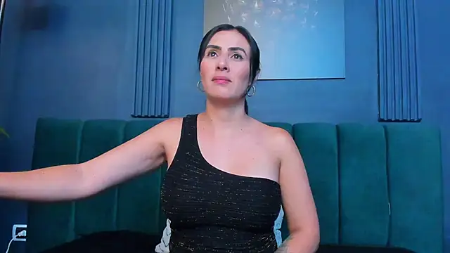 scarlet edwars online show from 29, 10, 2025