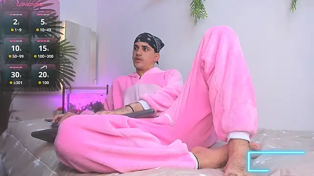 Dirty Kingg online show from 12, 10, 2025