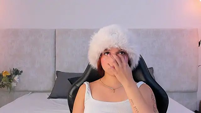 Giselle Lauren online show from 20, 2, 2026