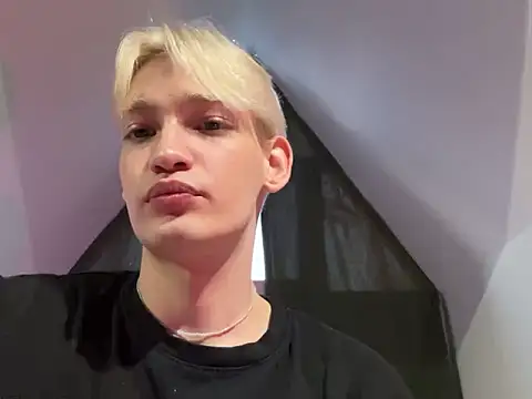 Snapshot of Julian_wins chatting on 8, 2, 2025 Julian wins online show from 8, 2, 2025