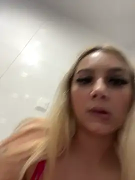 hotamanda01 online show from 21, 11, 2025