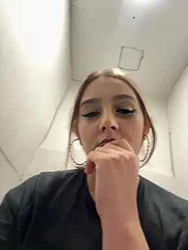 hotamanda01 online show from 20, 3, 2026