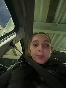 hotamanda01 online show from 22, 3, 2026