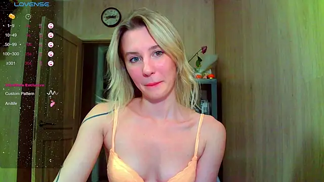 Caramel piegirl online show from 24, 7, 2026