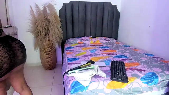 moree Queen online show from 27, 11, 2025