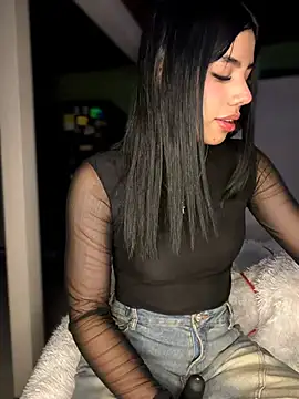 Laura-Khalifa online show from 1, 4, 2026