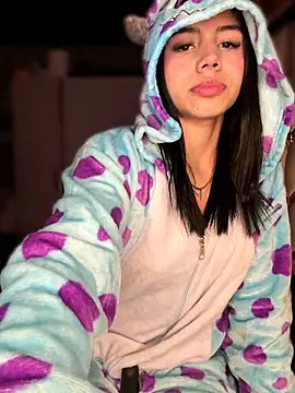 Laura-Khalifa online show from 17, 3, 2026