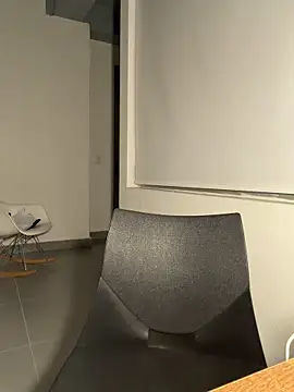 Laura-Khalifa online show from 19, 2, 2026