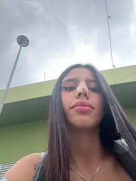 Laura-Khalifa online show from 16, 2, 2025