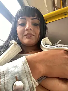 Dulce  Boyd online show from 25, 2, 2025