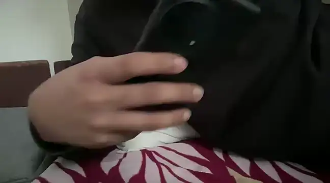 riyaa333 online show from 18, 2, 2025