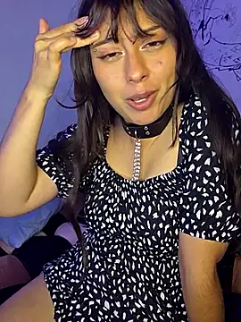emma7love online show from 4, 10, 2025