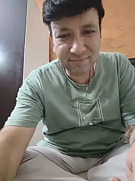 Snapshot of innocentboy1987 chatting on 22, 7, 2026 innocentboy1987 online show from 22, 7, 2026