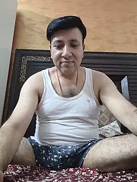 Snapshot of innocentboy1987 chatting on 12, 6, 2026 innocentboy1987 online show from 12, 6, 2026