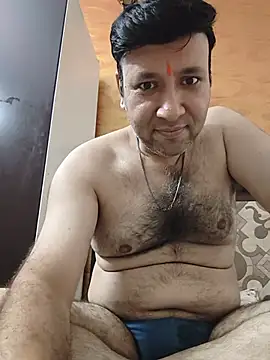 Snapshot of innocentboy1987 chatting on 7, 7, 2026 innocentboy1987 online show from 7, 7, 2026