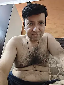 Snapshot of innocentboy1987 chatting on 9, 7, 2026 innocentboy1987 online show from 9, 7, 2026