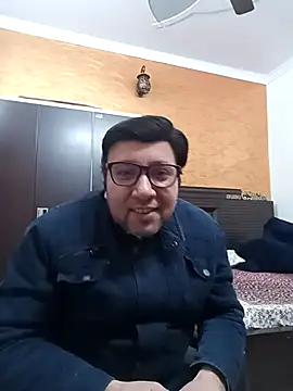 innocentboy1987 online show from 14, 2, 2025