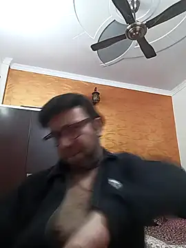 innocentboy1987 online show from 13, 2, 2025