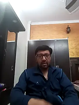 innocentboy1987 online show from 25, 2, 2025