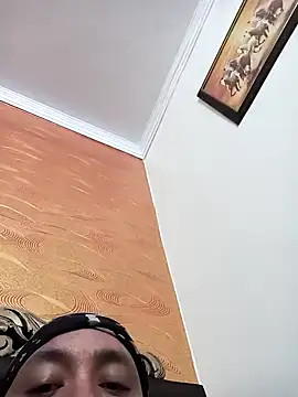 innocentboy1987 online show from 12, 2, 2025