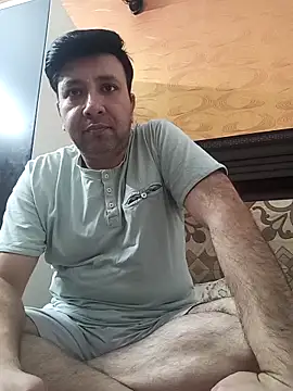Snapshot of innocentboy1987 chatting on 28, 4, 2026 innocentboy1987 online show from 28, 4, 2026