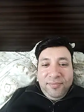 innocentboy1987 online show from 19, 2, 2026