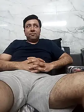 innocentboy1987 online show from 8, 3, 2026