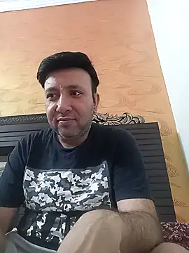 innocentboy1987 online show from 20, 4, 2026