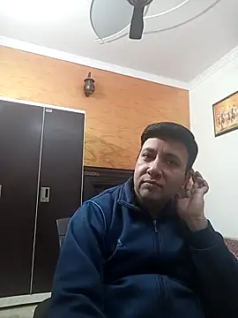 innocentboy1987 online show from 17, 12, 2025