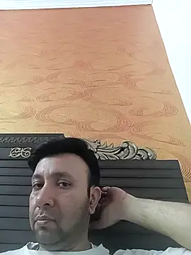 innocentboy1987 online show from 17, 4, 2026