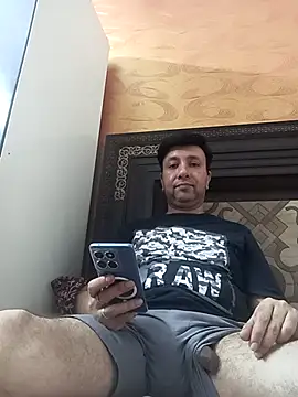 Snapshot of innocentboy1987 chatting on 1, 5, 2026 innocentboy1987 online show from 1, 5, 2026